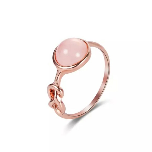 Jewelry - Rose Gold Pink Moonstone Knot Ring